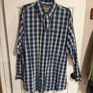 Wrangler Navy and Beige Plaid Shirt